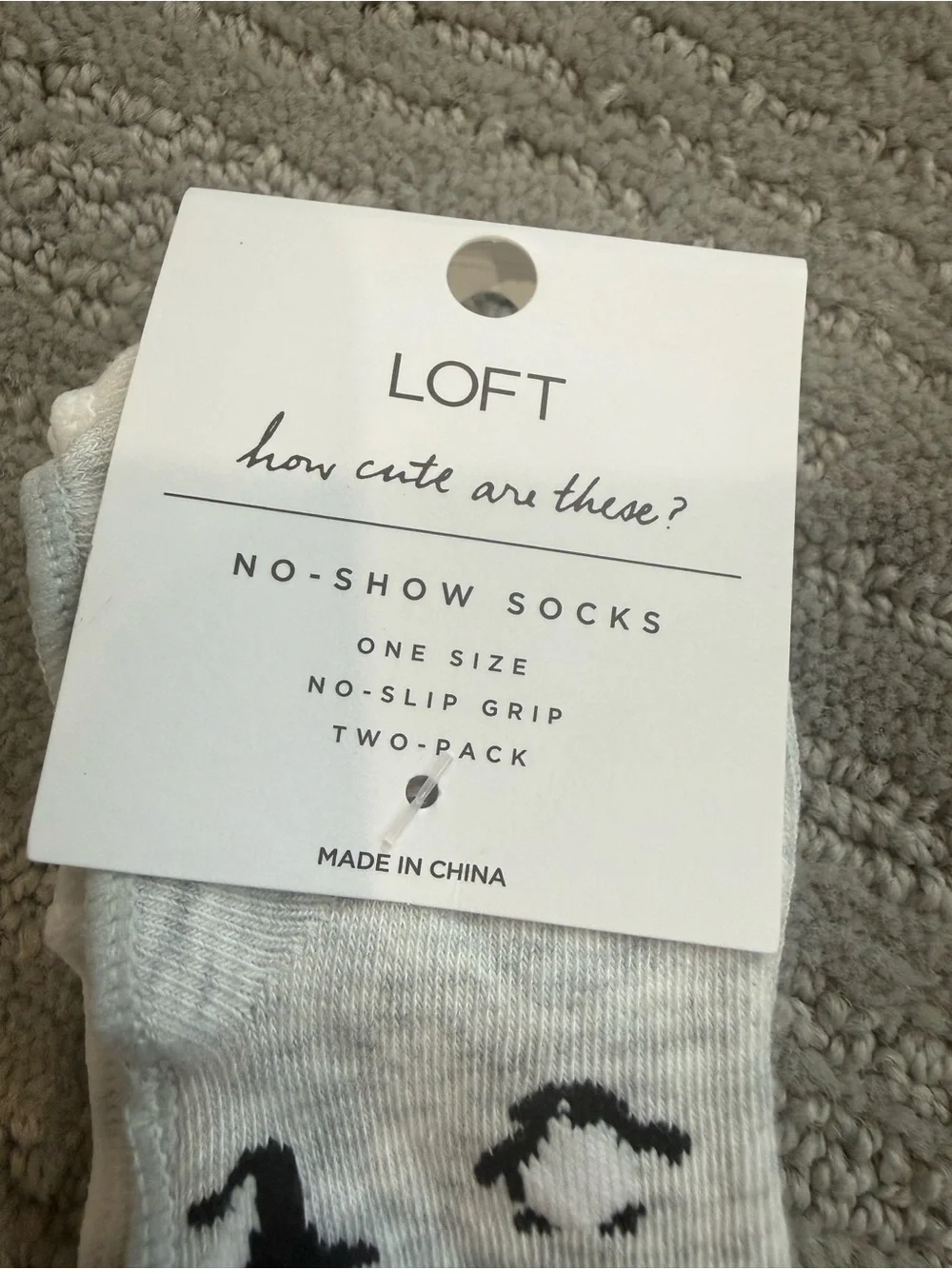 NWT LOFT Penguin & Stripe No-Show Socks 2 Pack One Size Non-Slip Grip